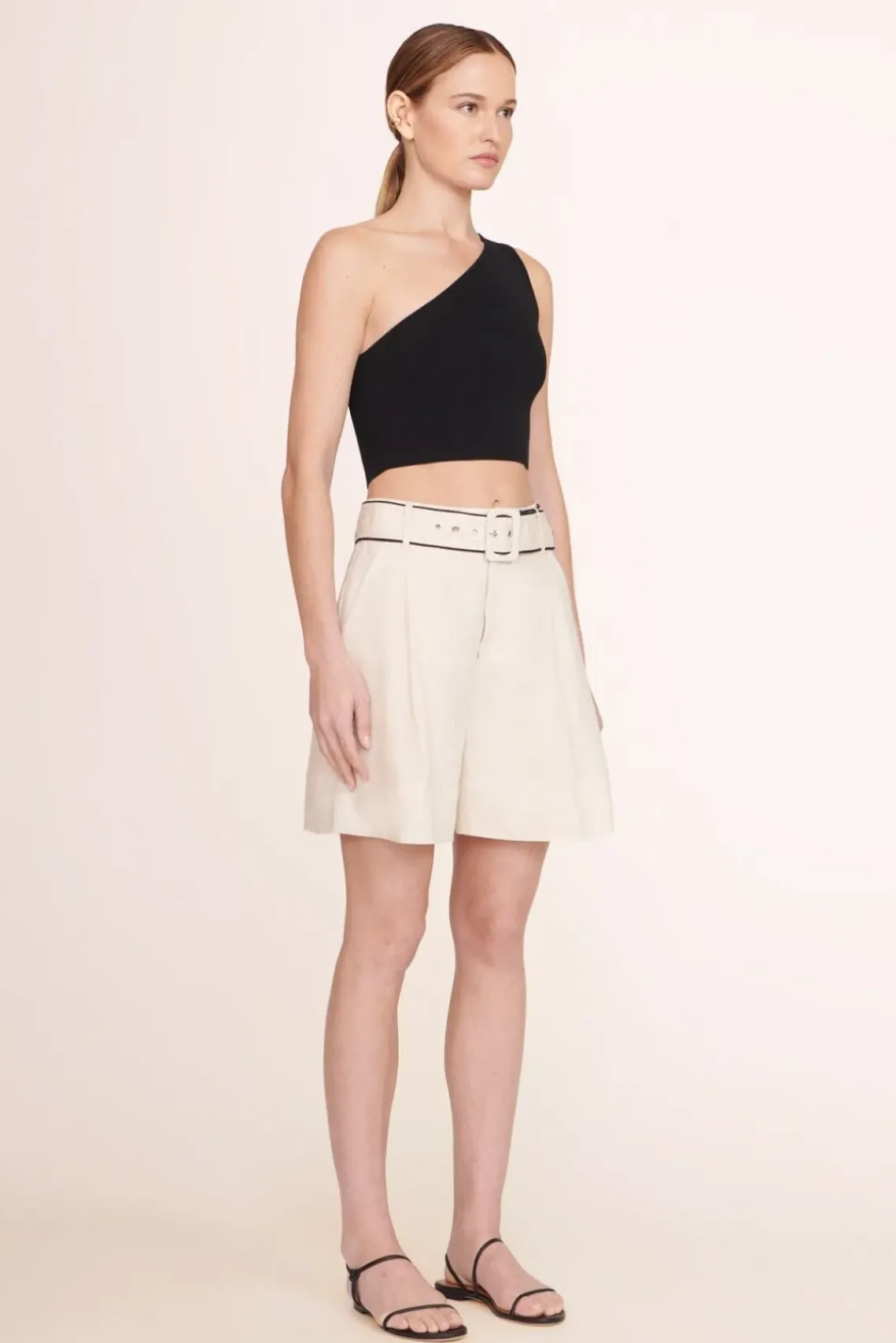 CLOTHING STAUD -ERIS SHORT - NATURAL BLACK