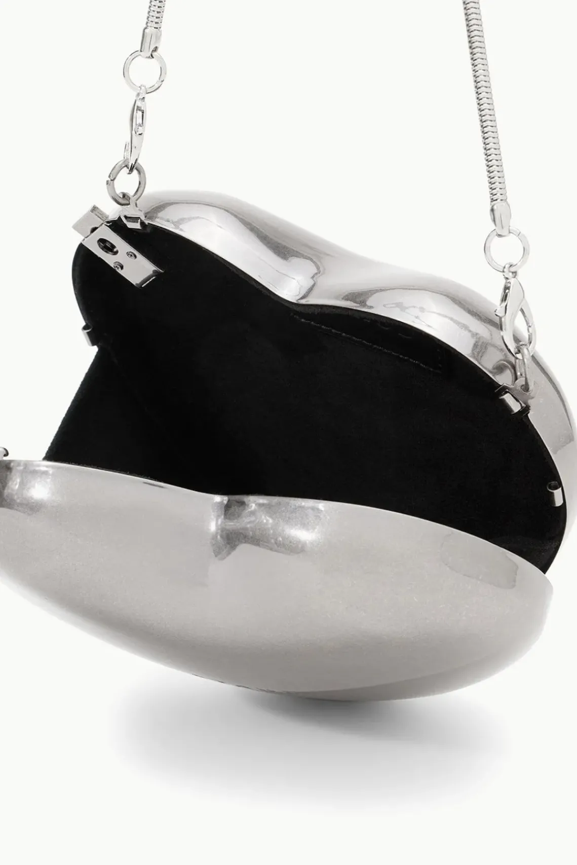 HANDBAGS STAUD -METAL HEART CLUTCH - SILVER