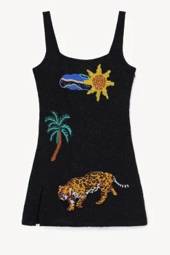 CLOTHING STAUD - LE SABLE DRESS SCENE