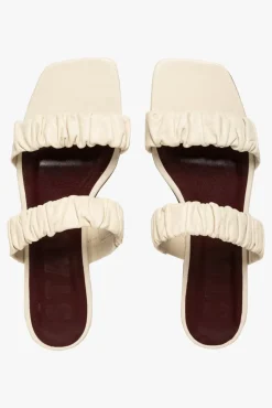 SHOES STAUD - MAYA RUCHED SANDAL CREAM