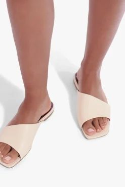 SHOES STAUD - NEVIL SANDAL CREAM