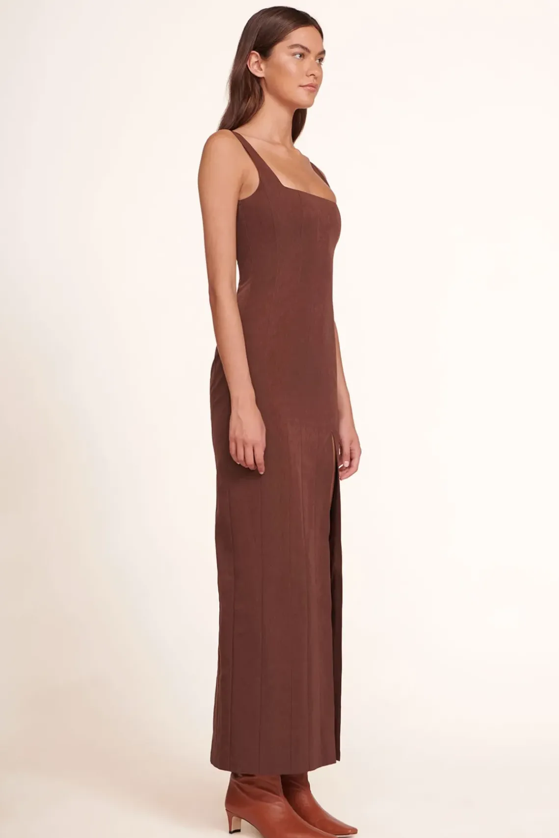 CLOTHING STAUD - PORTRAIT DRESS CHOCOLATE