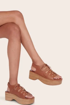 SHOES STAUD - QUINN PLATFORM TAN